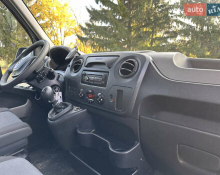 Сірий Рено Мастєр, об'ємом двигуна 2.3 л та пробігом 236 тис. км за 17500 $, фото 29 на Automoto.ua