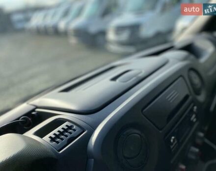 Сірий Рено Мастєр, об'ємом двигуна 2.3 л та пробігом 287 тис. км за 19990 $, фото 55 на Automoto.ua