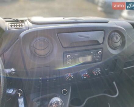 Сірий Рено Мастєр, об'ємом двигуна 2.3 л та пробігом 287 тис. км за 19990 $, фото 47 на Automoto.ua