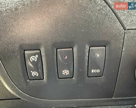 Серый Рено Мастер, объемом двигателя 2.3 л и пробегом 280 тыс. км за 24800 $, фото 33 на Automoto.ua