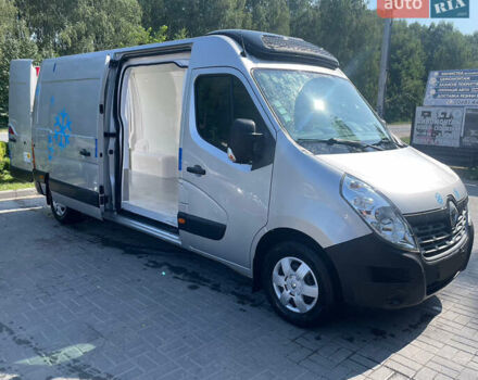 Серый Рено Мастер, объемом двигателя 2.3 л и пробегом 243 тыс. км за 21800 $, фото 1 на Automoto.ua