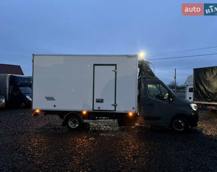 Серый Рено Мастер, объемом двигателя 2.3 л и пробегом 110 тыс. км за 35500 $, фото 2 на Automoto.ua