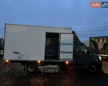 Серый Рено Мастер, объемом двигателя 2.3 л и пробегом 110 тыс. км за 35500 $, фото 14 на Automoto.ua