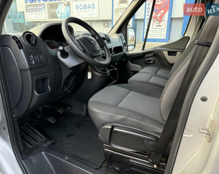 Сірий Рено Мастєр, об'ємом двигуна 2.3 л та пробігом 500 тис. км за 12000 $, фото 10 на Automoto.ua