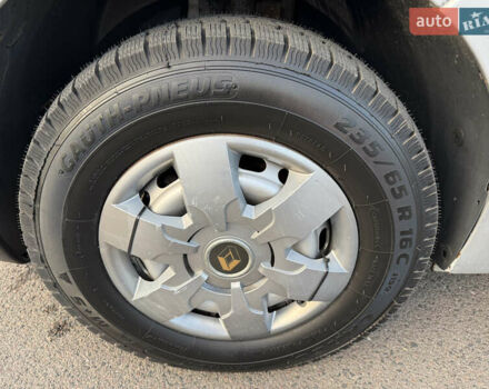 Сірий Рено Мастєр, об'ємом двигуна 2.3 л та пробігом 500 тис. км за 12000 $, фото 8 на Automoto.ua