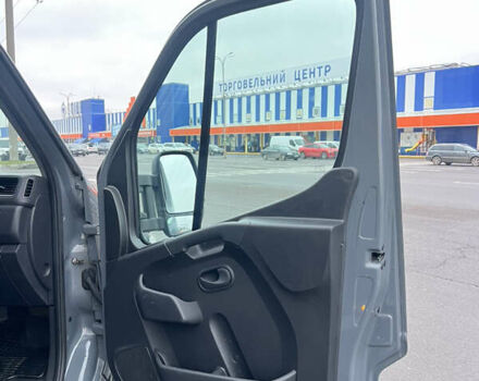 Серый Рено Мастер, объемом двигателя 2.3 л и пробегом 182 тыс. км за 17999 $, фото 29 на Automoto.ua