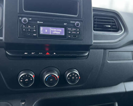 Серый Рено Мастер, объемом двигателя 2.3 л и пробегом 170 тыс. км за 19999 $, фото 26 на Automoto.ua