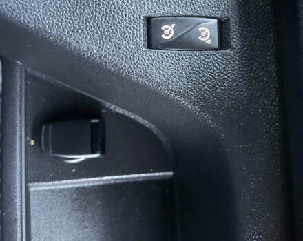 Серый Рено Мастер, объемом двигателя 2.3 л и пробегом 170 тыс. км за 21700 $, фото 11 на Automoto.ua