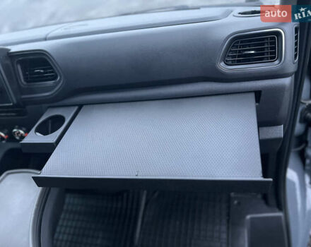 Серый Рено Мастер, объемом двигателя 2.3 л и пробегом 170 тыс. км за 21700 $, фото 16 на Automoto.ua