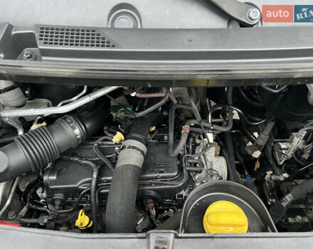 Серый Рено Мастер, объемом двигателя 2.3 л и пробегом 289 тыс. км за 18800 $, фото 15 на Automoto.ua