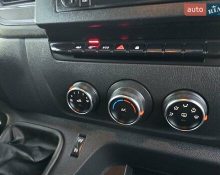 Серый Рено Мастер, объемом двигателя 2.3 л и пробегом 320 тыс. км за 21700 $, фото 30 на Automoto.ua