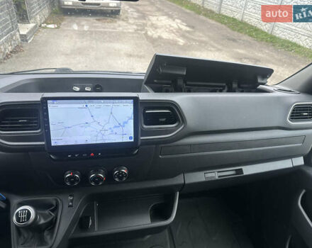 Серый Рено Мастер, объемом двигателя 2.3 л и пробегом 488 тыс. км за 22000 $, фото 30 на Automoto.ua