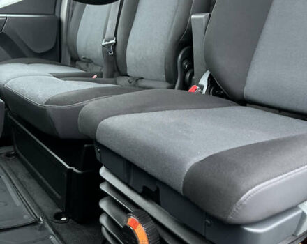 Серый Рено Мастер, объемом двигателя 2.3 л и пробегом 170 тыс. км за 19999 $, фото 21 на Automoto.ua