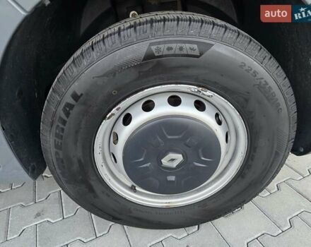 Серый Рено Мастер, объемом двигателя 2.3 л и пробегом 320 тыс. км за 21700 $, фото 34 на Automoto.ua