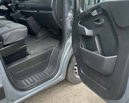 Серый Рено Мастер, объемом двигателя 2.3 л и пробегом 488 тыс. км за 22000 $, фото 35 на Automoto.ua