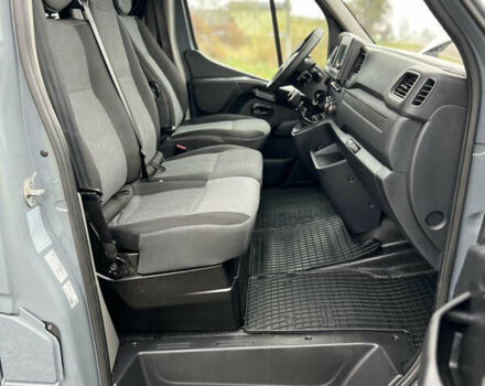 Серый Рено Мастер, объемом двигателя 2.3 л и пробегом 170 тыс. км за 21900 $, фото 29 на Automoto.ua