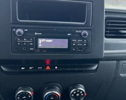 Серый Рено Мастер, объемом двигателя 2.3 л и пробегом 170 тыс. км за 19999 $, фото 34 на Automoto.ua