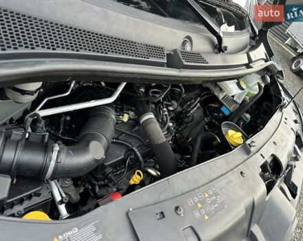 Серый Рено Мастер, объемом двигателя 2.3 л и пробегом 389 тыс. км за 22100 $, фото 13 на Automoto.ua