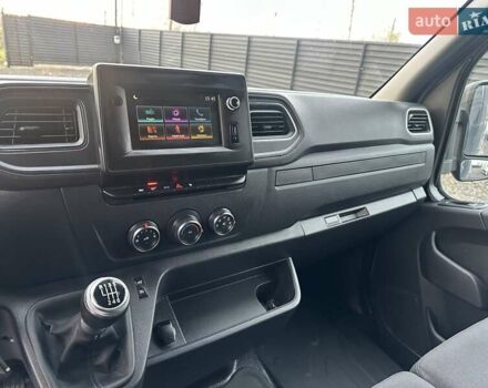 Серый Рено Мастер, объемом двигателя 2.3 л и пробегом 389 тыс. км за 22100 $, фото 39 на Automoto.ua