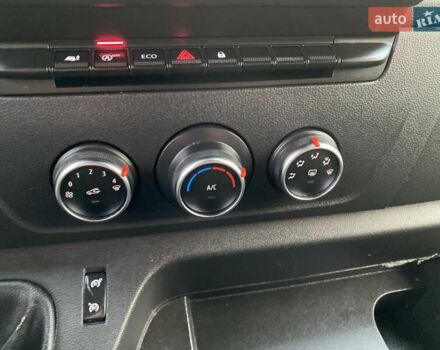 Сірий Рено Мастєр, об'ємом двигуна 2.3 л та пробігом 170 тис. км за 19600 $, фото 49 на Automoto.ua