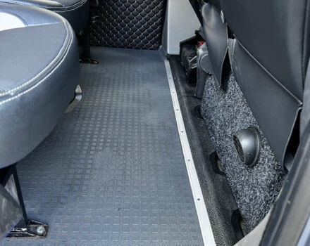 Серый Рено Мастер, объемом двигателя 2.3 л и пробегом 450 тыс. км за 27000 $, фото 32 на Automoto.ua