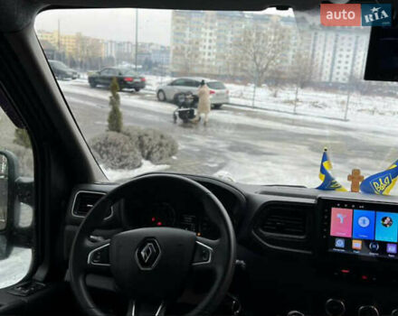 Серый Рено Мастер, объемом двигателя 2.3 л и пробегом 450 тыс. км за 27000 $, фото 11 на Automoto.ua