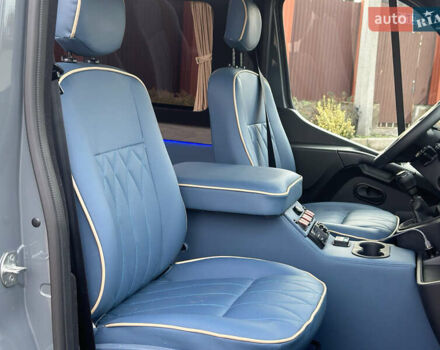 Серый Рено Мастер, объемом двигателя 2.3 л и пробегом 82 тыс. км за 42999 $, фото 10 на Automoto.ua