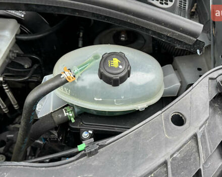 Сірий Рено Мастєр, об'ємом двигуна 2.3 л та пробігом 81 тис. км за 39500 $, фото 95 на Automoto.ua