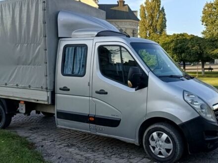 Серый Рено Мастер, объемом двигателя 2.3 л и пробегом 250 тыс. км за 13490 $, фото 1 на Automoto.ua