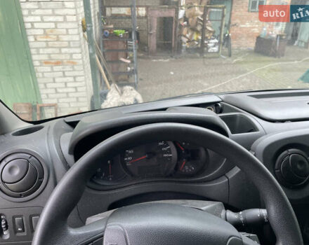 Синій Рено Мастєр, об'ємом двигуна 2.5 л та пробігом 214 тис. км за 19000 $, фото 8 на Automoto.ua