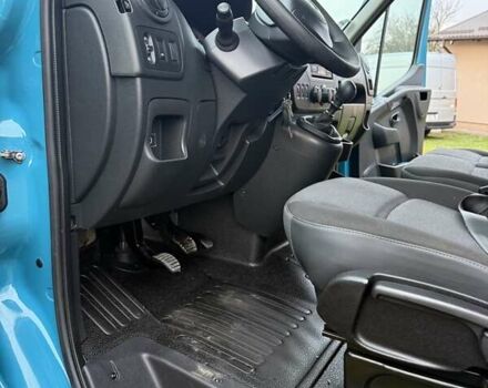 Синій Рено Мастєр, об'ємом двигуна 2.3 л та пробігом 188 тис. км за 18888 $, фото 12 на Automoto.ua