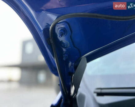 Синий Рено Мастер, объемом двигателя 2.3 л и пробегом 221 тыс. км за 18900 $, фото 155 на Automoto.ua