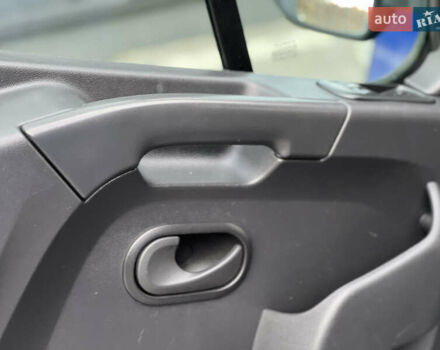 Рено Мастєр 2020 у Дубно на Automoto.ua Синій Рено Мастєр, об'ємом двигуна 2.3 л та пробігом 221 тис. км за 18900 $, фото 100 на Automoto.ua