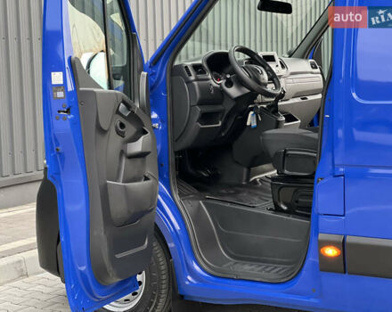 Синий Рено Мастер, объемом двигателя 2.3 л и пробегом 221 тыс. км за 18900 $, фото 91 на Automoto.ua