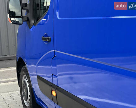Синий Рено Мастер, объемом двигателя 2.3 л и пробегом 221 тыс. км за 18900 $, фото 56 на Automoto.ua