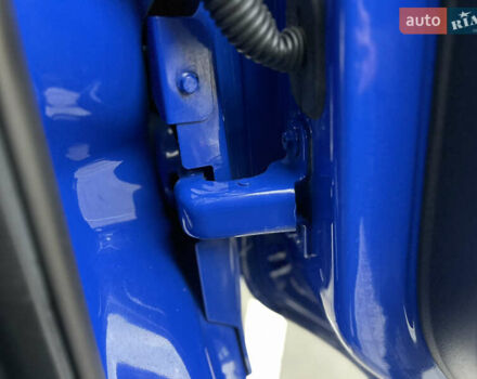Синий Рено Мастер, объемом двигателя 2.3 л и пробегом 221 тыс. км за 18900 $, фото 151 на Automoto.ua