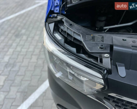 Синий Рено Мастер, объемом двигателя 2.3 л и пробегом 221 тыс. км за 18900 $, фото 154 на Automoto.ua