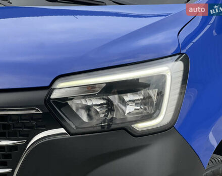 Синий Рено Мастер, объемом двигателя 2.3 л и пробегом 221 тыс. км за 18900 $, фото 15 на Automoto.ua