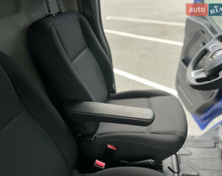 Рено Мастєр 2020 у Дубно на Automoto.ua Синій Рено Мастєр, об'ємом двигуна 2.3 л та пробігом 221 тис. км за 18900 $, фото 134 на Automoto.ua