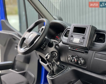 Синий Рено Мастер, объемом двигателя 2.3 л и пробегом 221 тыс. км за 18900 $, фото 120 на Automoto.ua