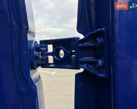 Синий Рено Мастер, объемом двигателя 2.3 л и пробегом 221 тыс. км за 18900 $, фото 82 на Automoto.ua
