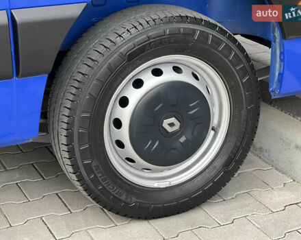 Синий Рено Мастер, объемом двигателя 2.3 л и пробегом 221 тыс. км за 18900 $, фото 71 на Automoto.ua