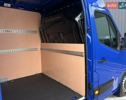 Рено Мастєр 2020 у Дубно на Automoto.ua Синій Рено Мастєр, об'ємом двигуна 2.3 л та пробігом 221 тис. км за 18900 $, фото 93 на Automoto.ua