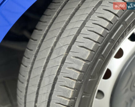 Рено Мастєр 2020 у Дубно на Automoto.ua Синій Рено Мастєр, об'ємом двигуна 2.3 л та пробігом 221 тис. км за 18900 $, фото 58 на Automoto.ua