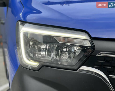 Синий Рено Мастер, объемом двигателя 2.3 л и пробегом 221 тыс. км за 18900 $, фото 26 на Automoto.ua