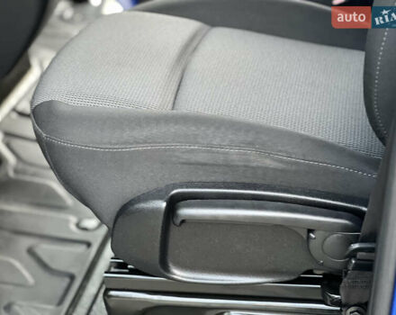 Рено Мастєр 2020 у Дубно на Automoto.ua Синій Рено Мастєр, об'ємом двигуна 2.3 л та пробігом 221 тис. км за 18900 $, фото 112 на Automoto.ua