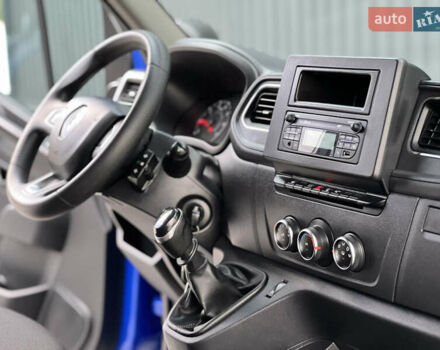 Синий Рено Мастер, объемом двигателя 2.3 л и пробегом 221 тыс. км за 18900 $, фото 123 на Automoto.ua