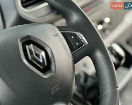 Рено Мастєр 2020 у Дубно на Automoto.ua Синій Рено Мастєр, об'ємом двигуна 2.3 л та пробігом 221 тис. км за 18900 $, фото 106 на Automoto.ua