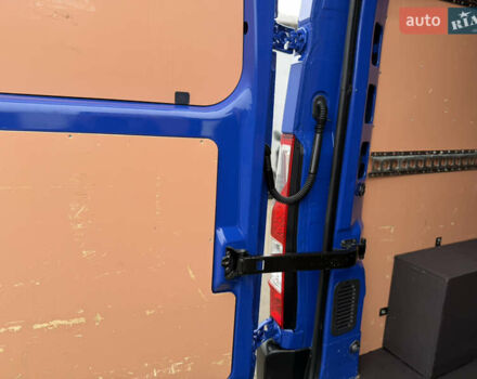 Синій Рено Мастєр, об'ємом двигуна 2.3 л та пробігом 160 тис. км за 22300 $, фото 30 на Automoto.ua