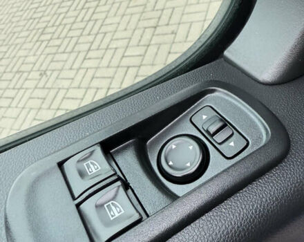 Синий Рено Мастер, объемом двигателя 2.3 л и пробегом 212 тыс. км за 24799 $, фото 54 на Automoto.ua